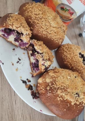 blueberry filled bun