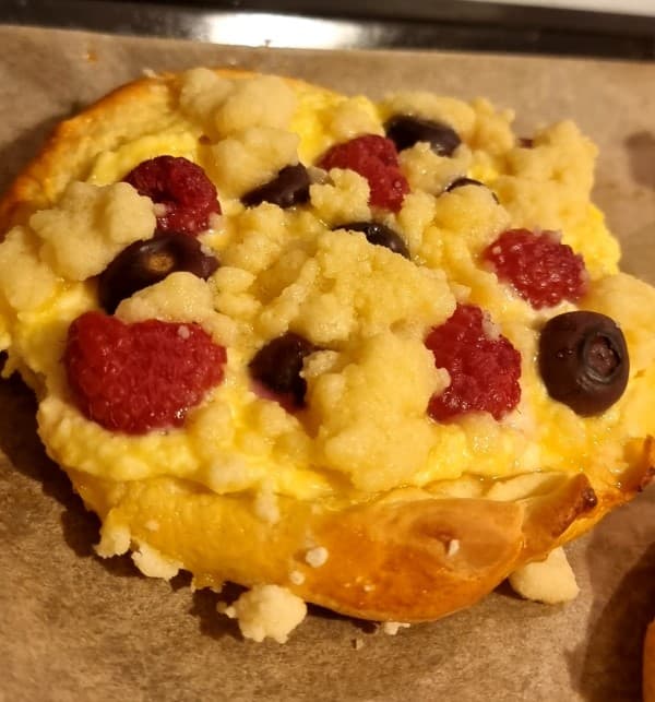 raspberry, blueberry bun